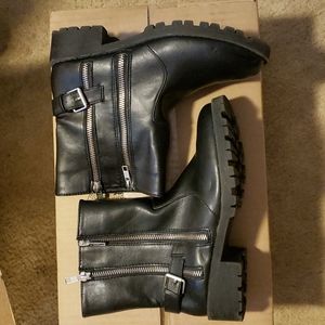 Women's shoes size 6.5